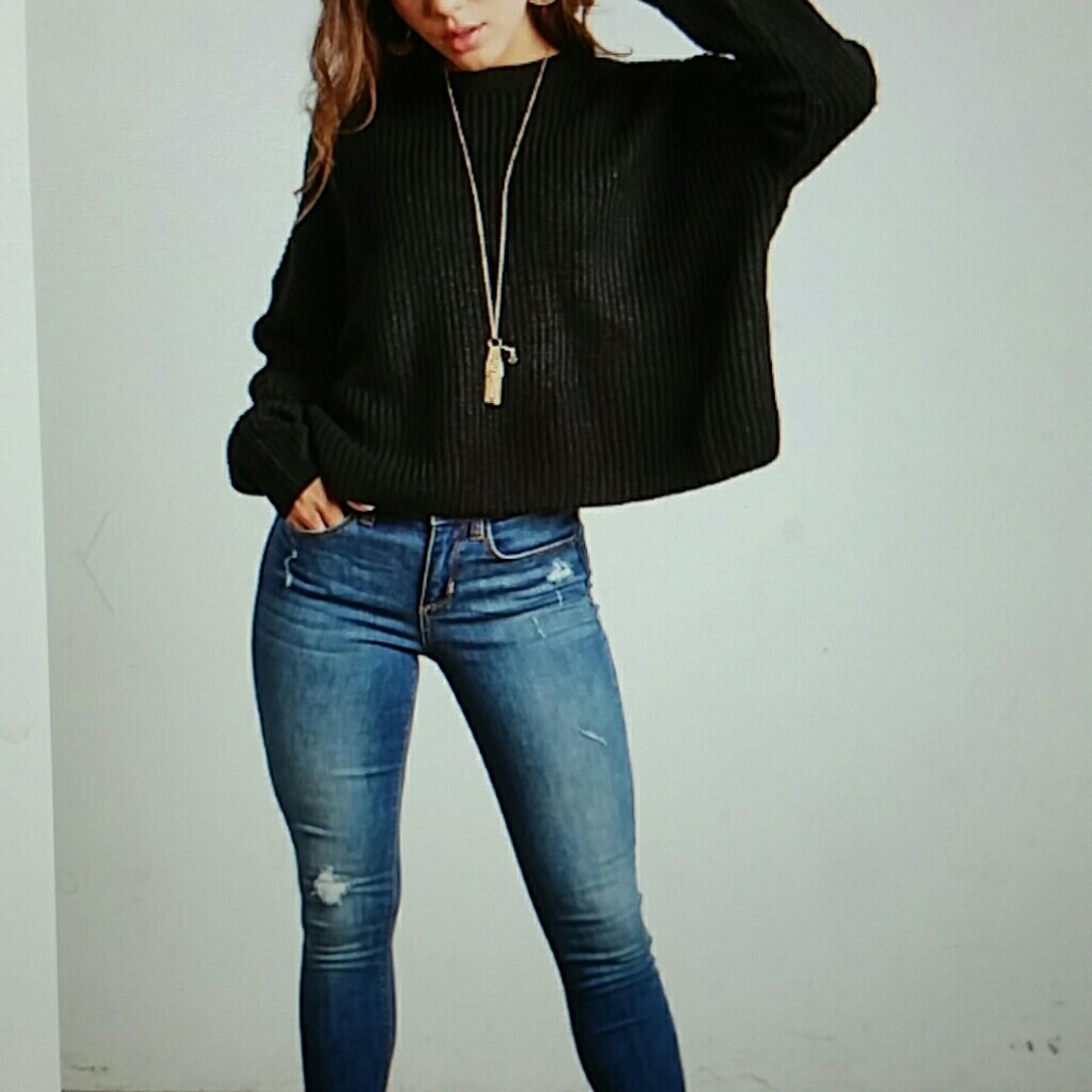 Round Neck Long Sleeves Sweater - Picture 3 of 7